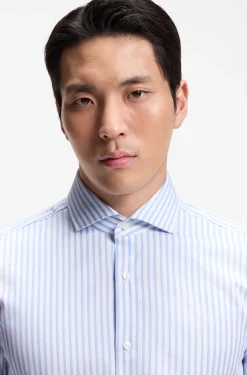 Slim-fit shirt in easy-iron striped stretch cotton