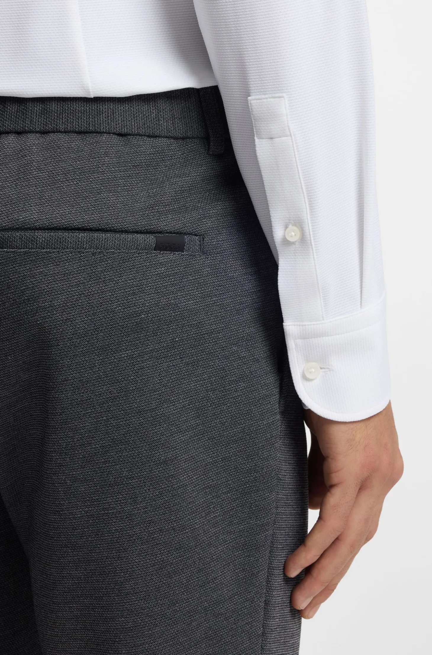Slim-fit shirt in performance-stretch structured jersey