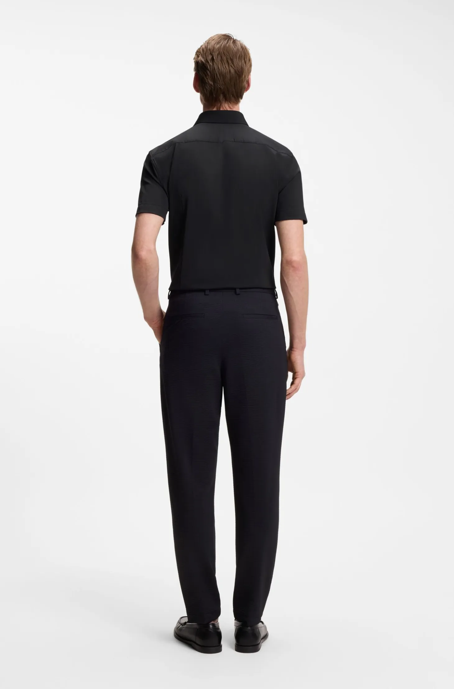 Slim-fit shirt in performance-stretch jersey