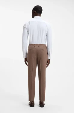 Slim-fit shirt in performance-stretch jersey