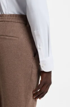 Slim-fit shirt in performance-stretch jersey