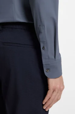 Slim-fit shirt in performance-stretch jersey