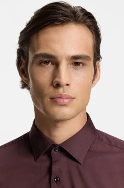 Slim-fit shirt in stretch twill