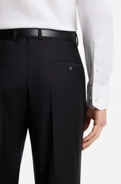 Slim-fit shirt in structured Italian stretch cotton