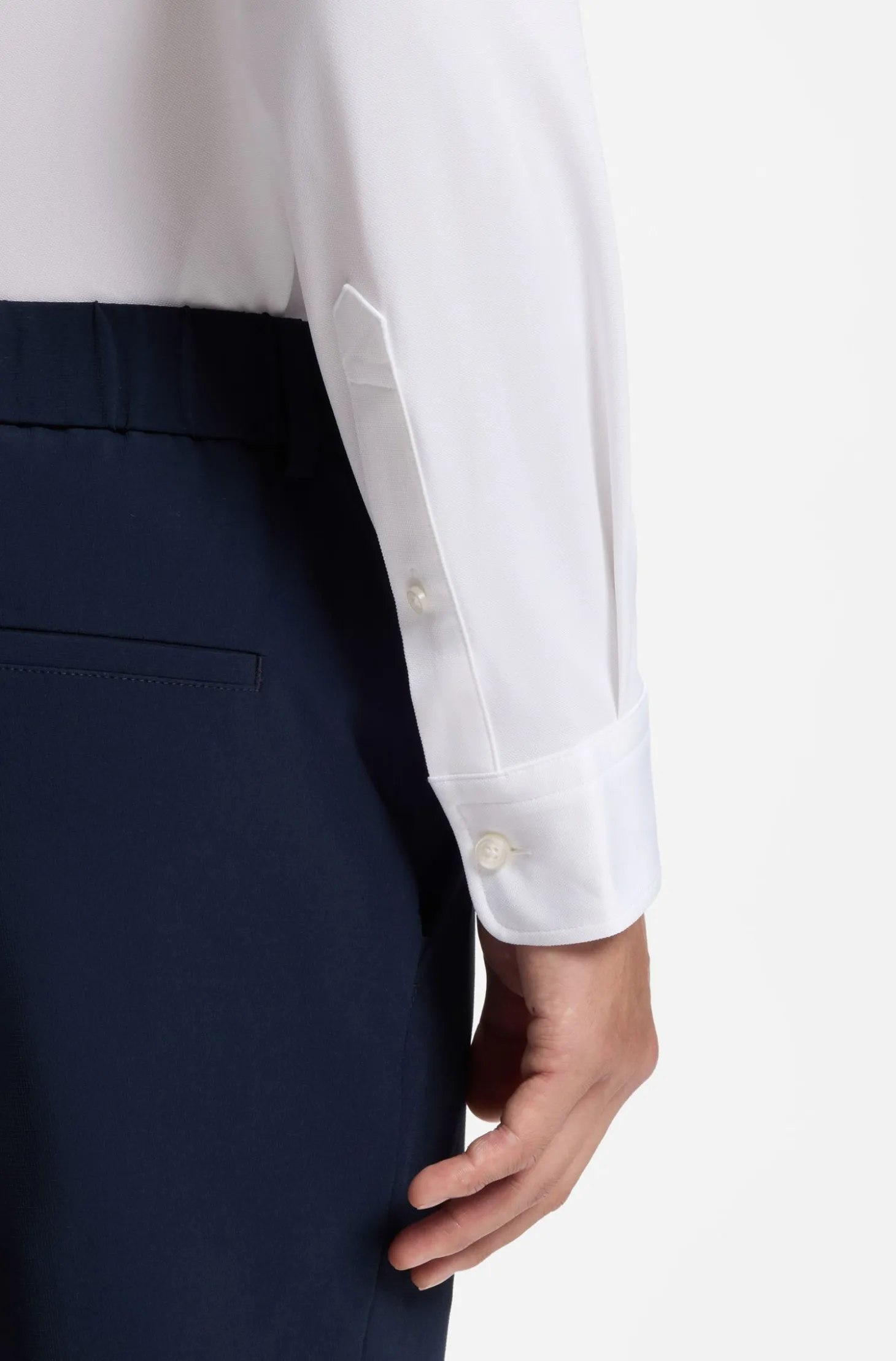 Slim-fit shirt in structured performance-stretch fabric