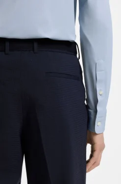 Slim-fit shirt in structured performance-stretch fabric
