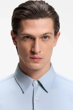 Slim-fit shirt in structured performance-stretch fabric