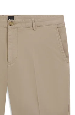 Slim-fit shorts in stretch-cotton gabardine
