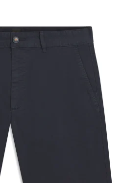 Slim-fit shorts in stretch-cotton twill
