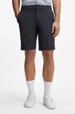Slim-fit shorts in water-repellent stretch fabric