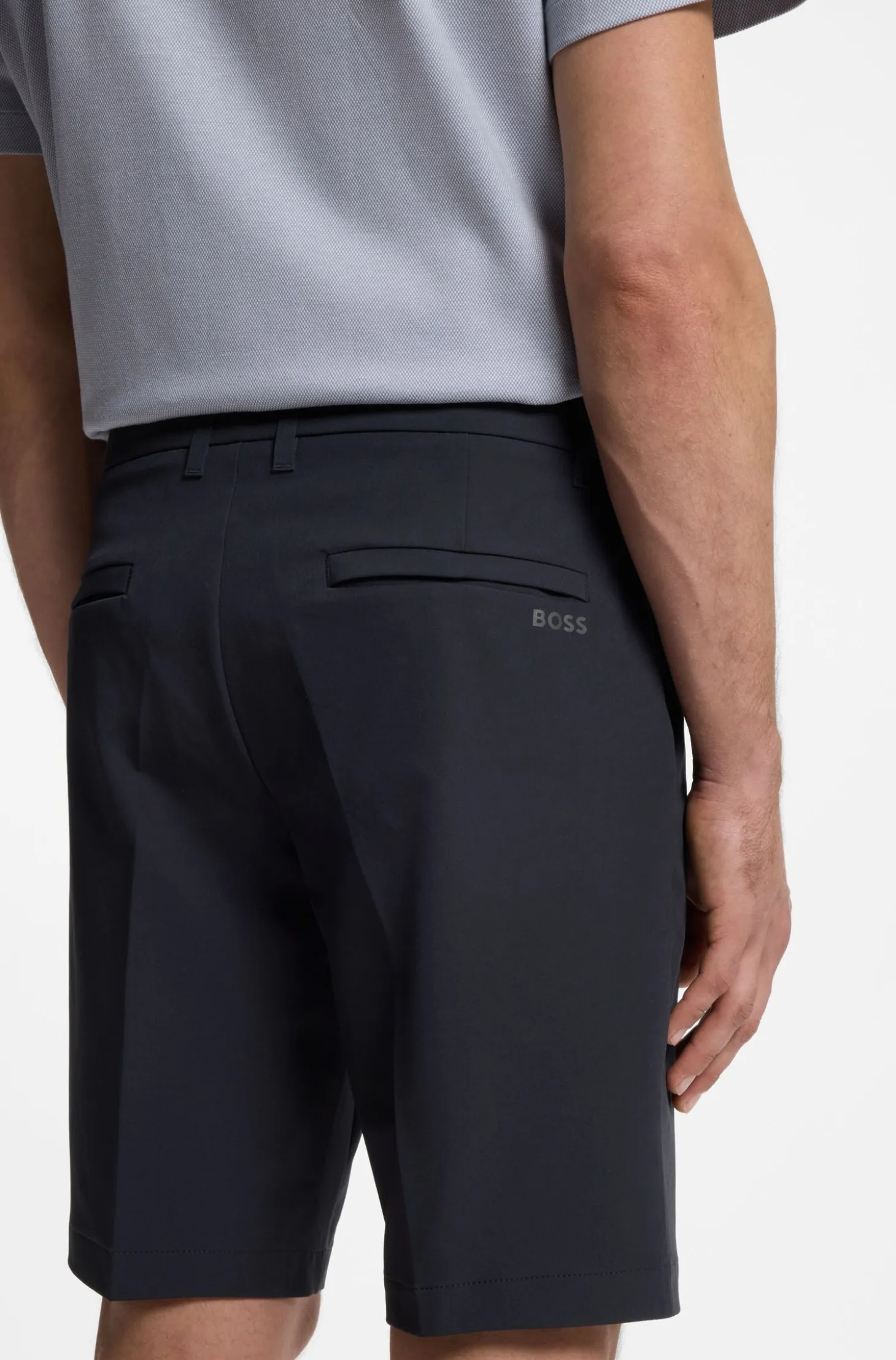 Slim-fit shorts in water-repellent stretch fabric