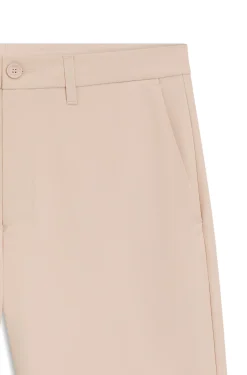 Slim-fit shorts in water-repellent stretch fabric