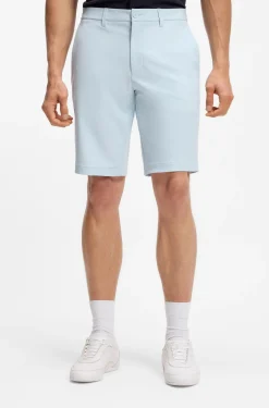 Slim-fit shorts in water-repellent stretch fabric