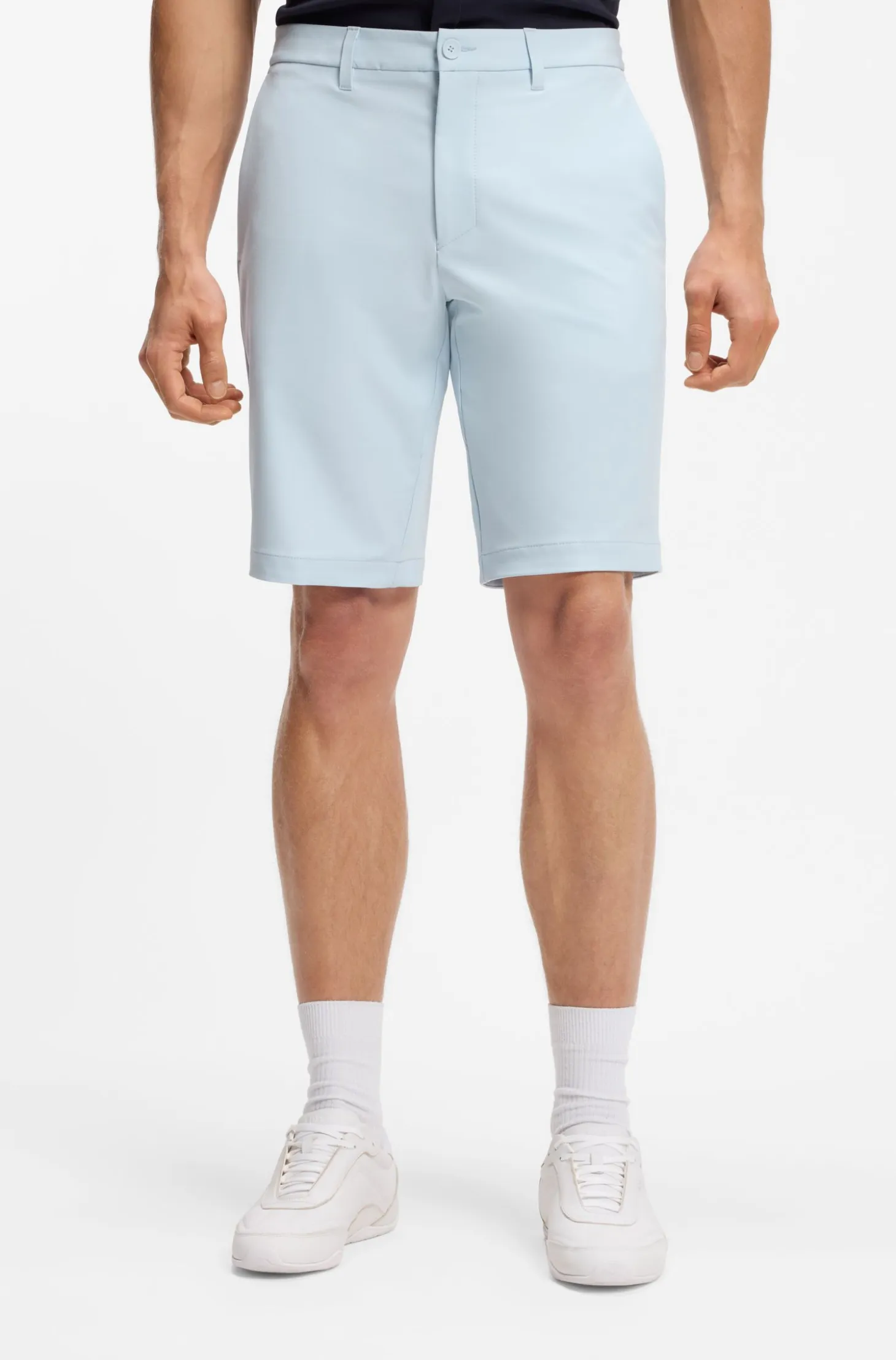 Slim-fit shorts in water-repellent stretch fabric