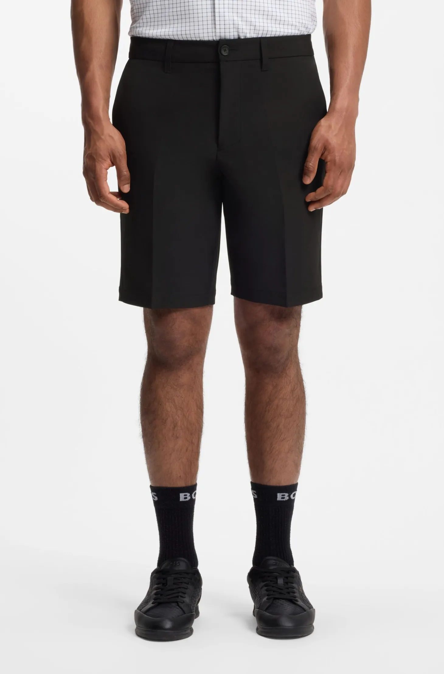 Slim-fit shorts in water-repellent stretch fabric