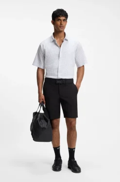 Slim-fit shorts in water-repellent stretch fabric