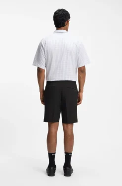 Slim-fit shorts in water-repellent stretch fabric