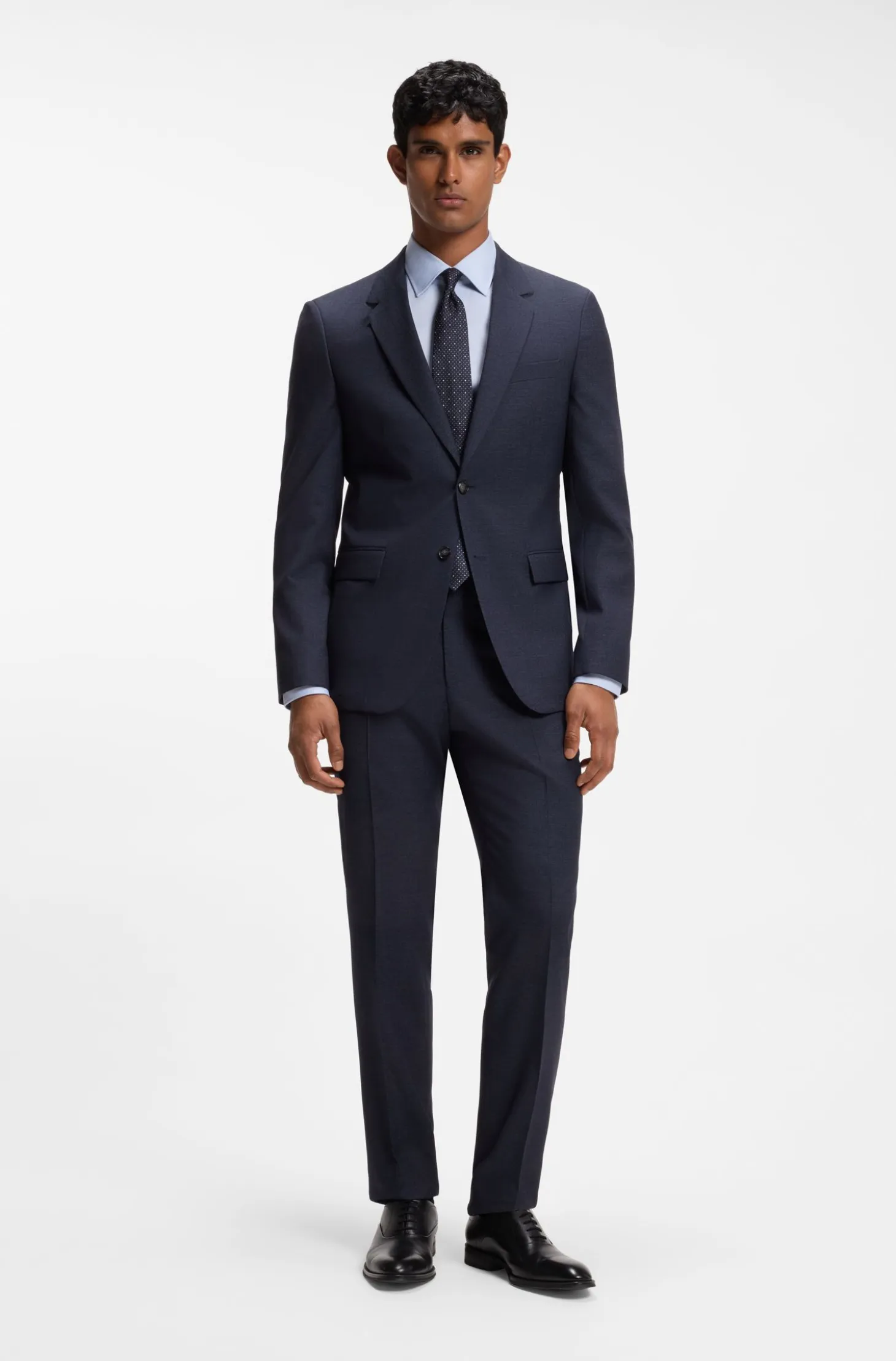 Slim-fit suit in micro-patterned virgin wool