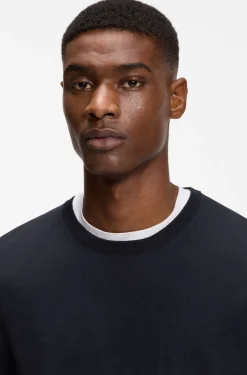 Slim-fit sweater in merino wool