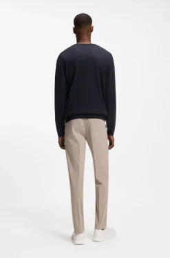 Slim-fit sweater in merino wool