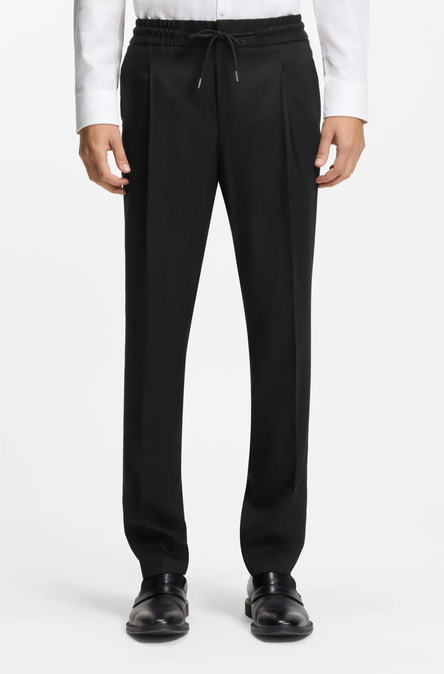 Slim-fit trousers in twill fabric with drawstring waist