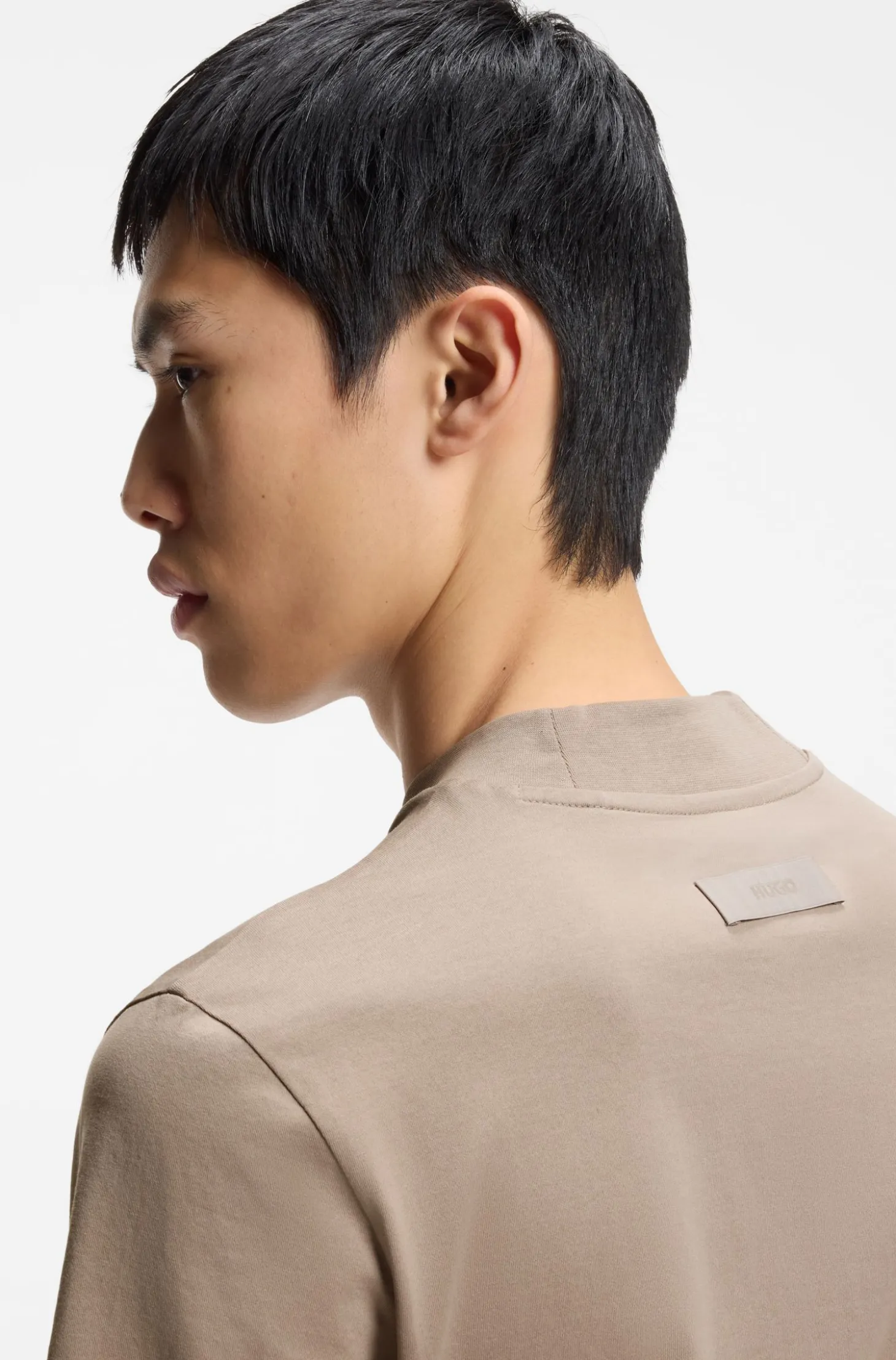 Slim-fit T-shirt in stretch cotton with stand collar