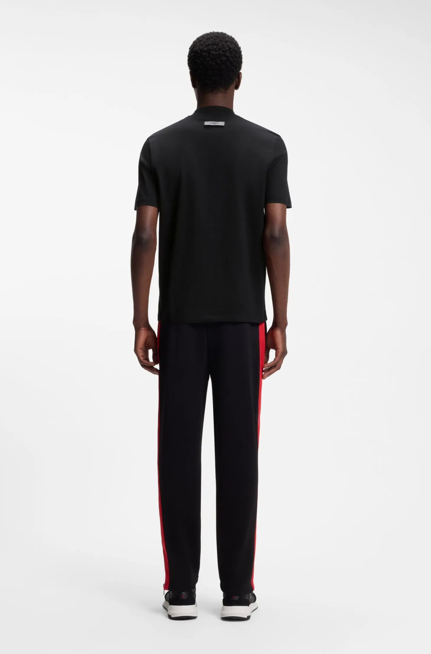 Slim-fit T-shirt in stretch cotton with stand collar