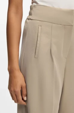 Straight-fit trousers with pleat front