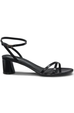 Strappy sandals in leather with block heel