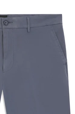 Stretch-cotton shorts in a modern fit