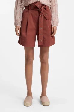 Stretch-cotton shorts with eyelet belt