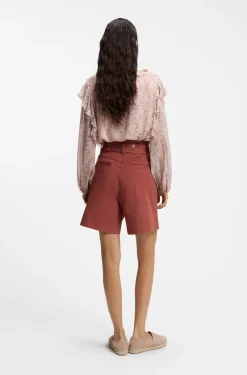 Stretch-cotton shorts with eyelet belt
