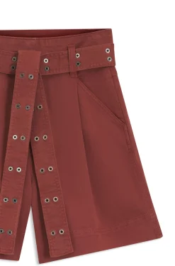 Stretch-cotton shorts with eyelet belt