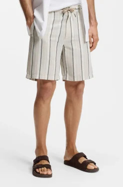 Striped shorts in a linen-cotton blend