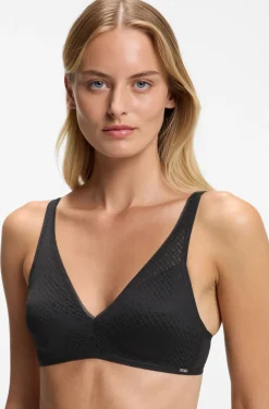 Super-soft lace bralette with gold plaque