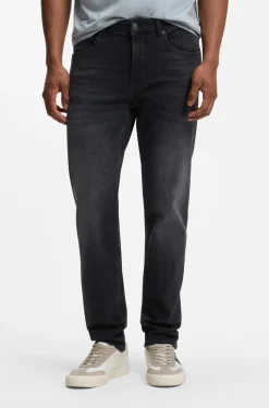 Tapered-fit jeans in black comfort-stretch denim