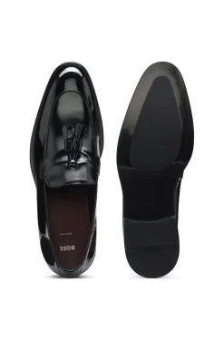 Tassel loafers in patent faux leather