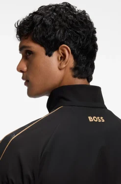The Open water-repellent jacket with four-way stretch