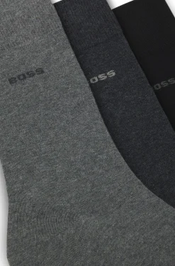 Three-pack of regular-length socks in stretch fabric