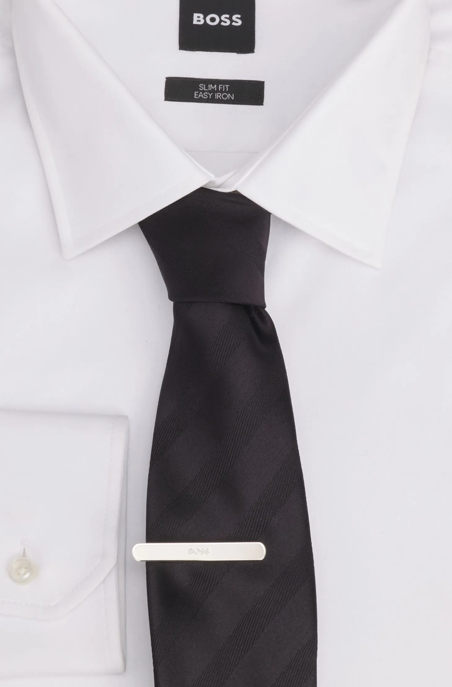 Tie clip with engraved logo