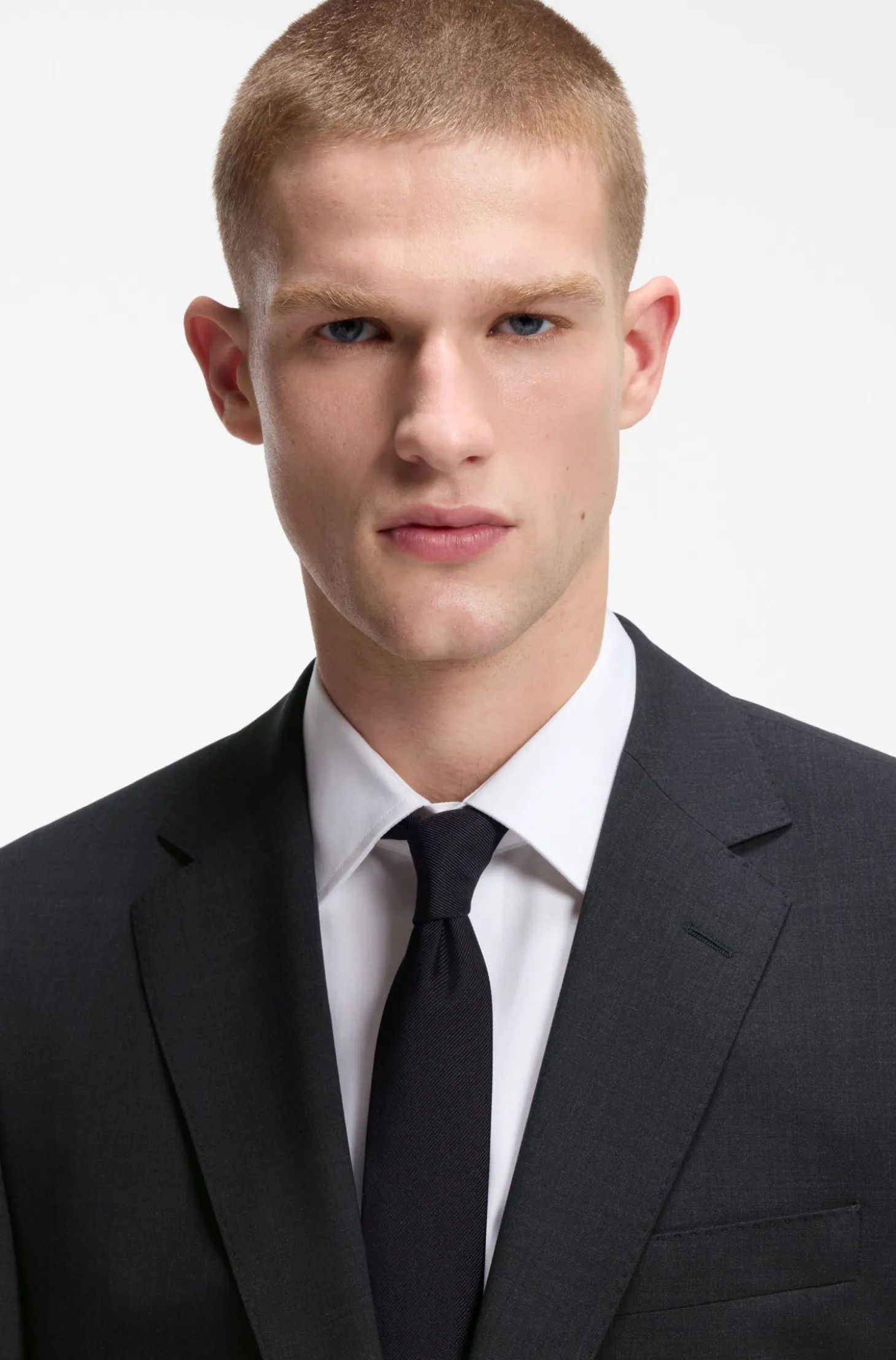 Two-piece regular-fit suit in stretch wool