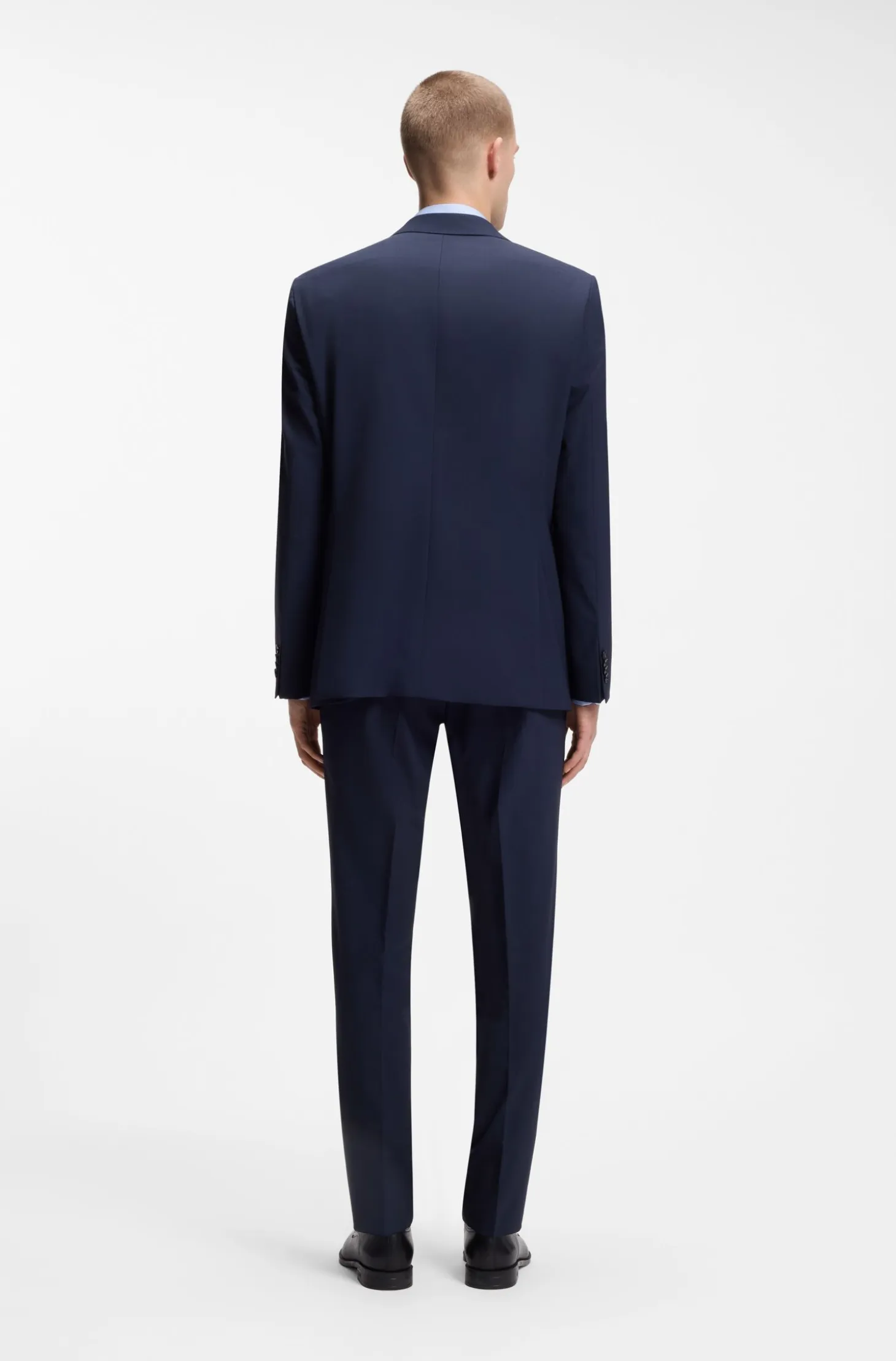 Two-piece regular-fit suit in stretch wool