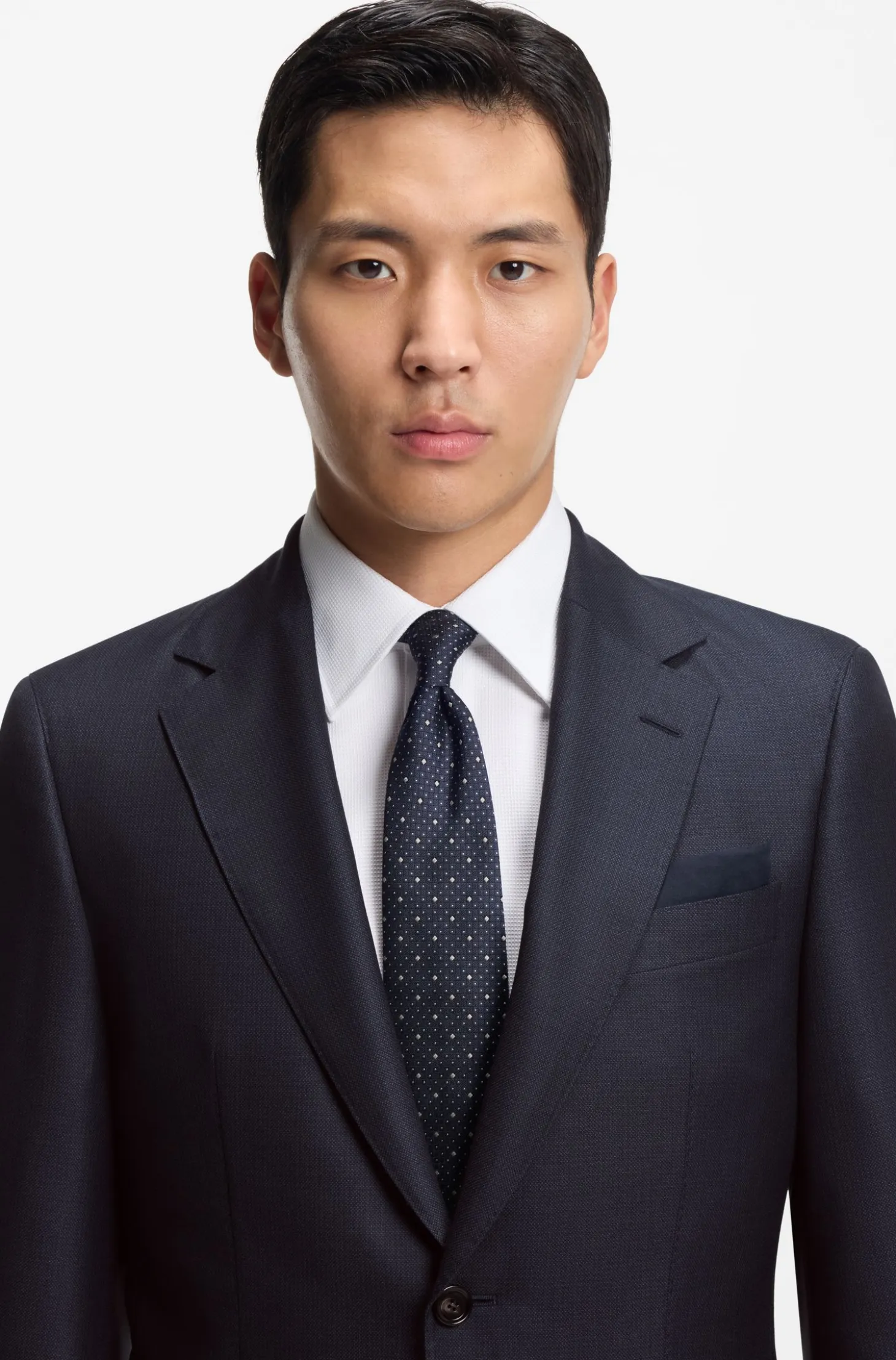 Two-piece regular-fit suit in virgin wool and silk