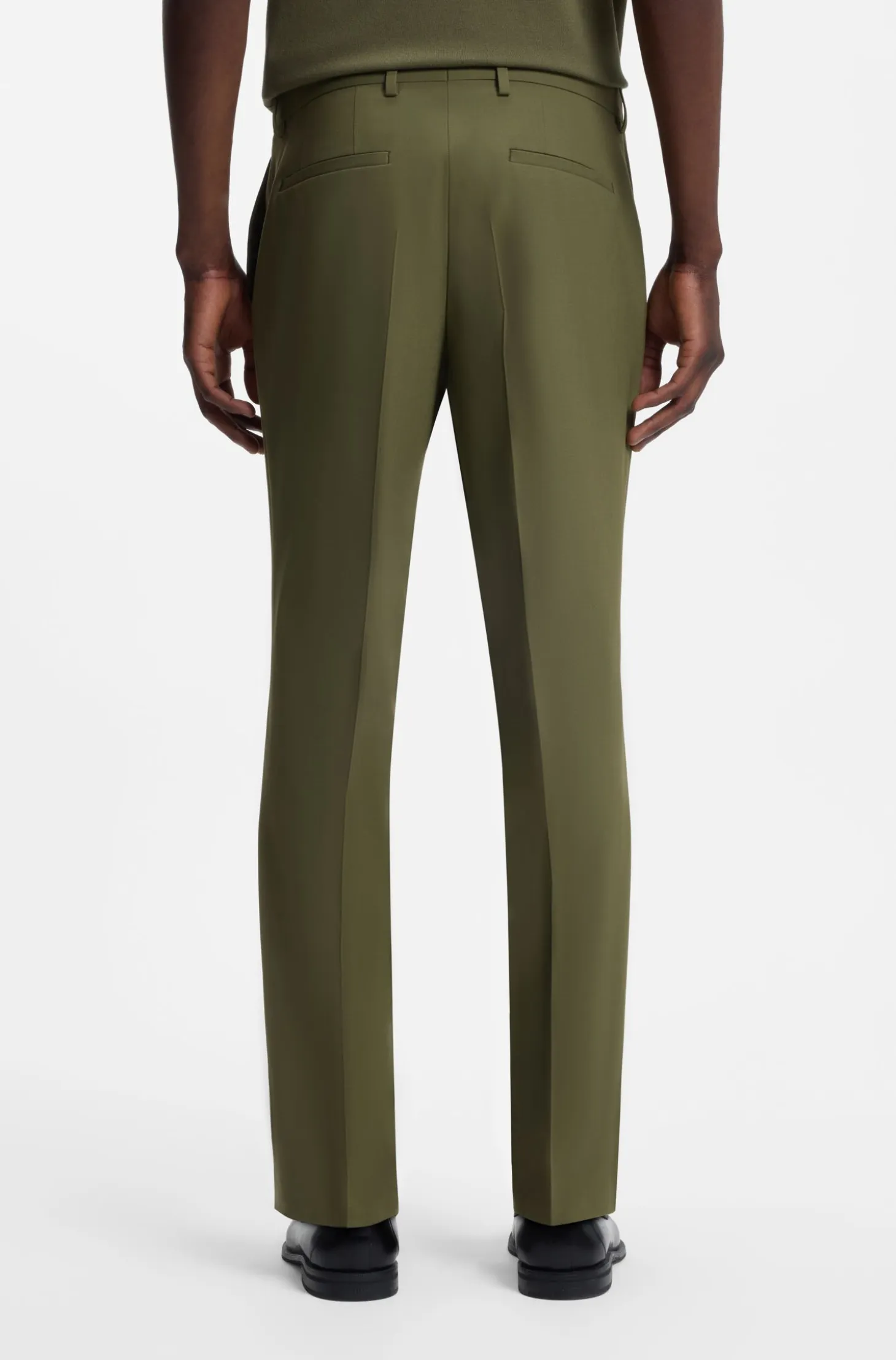 Two-piece slim-fit suit in a stretch wool blend