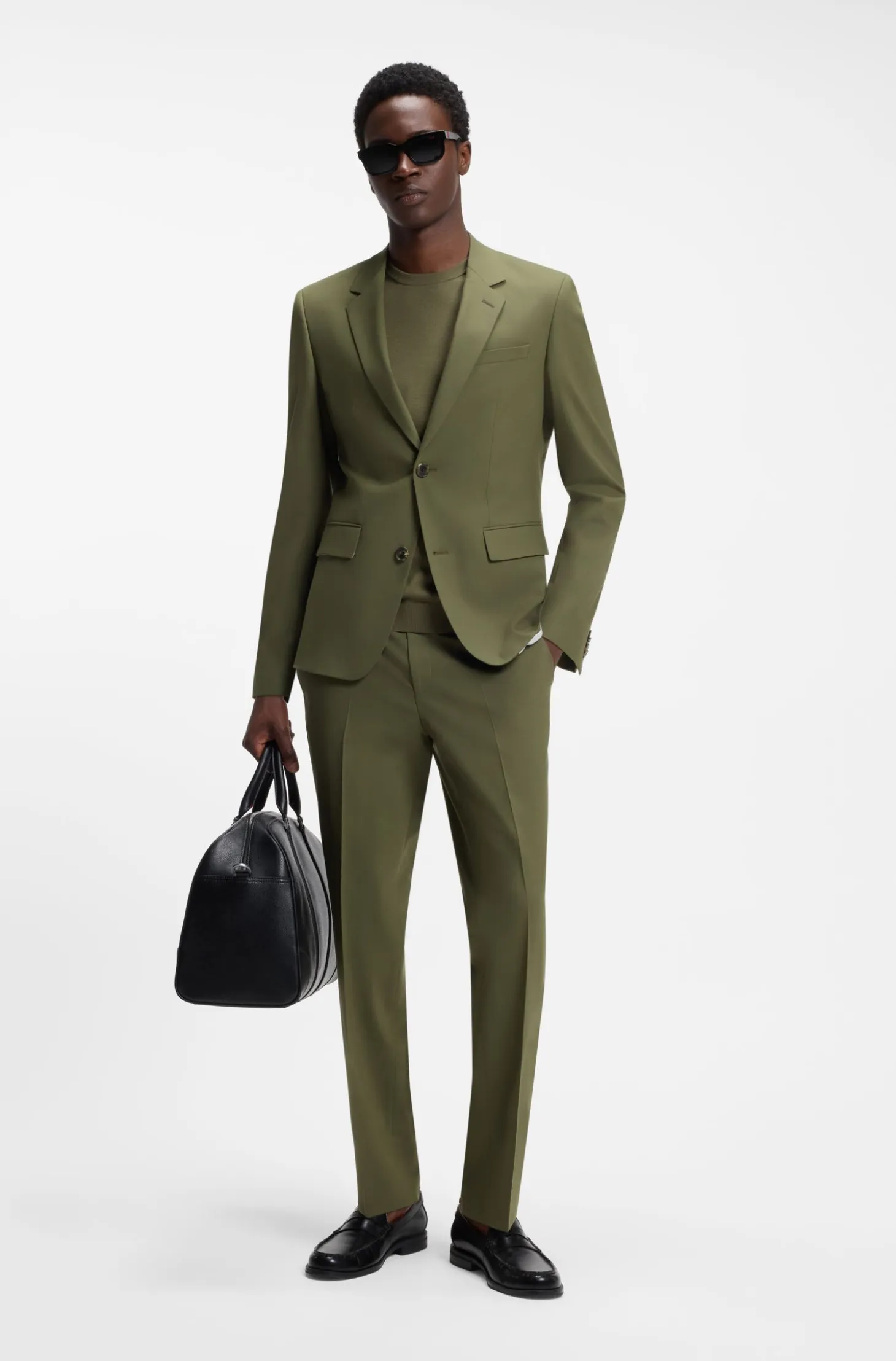 Two-piece slim-fit suit in a stretch wool blend