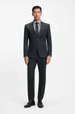 Two-piece slim-fit suit in a wool blend