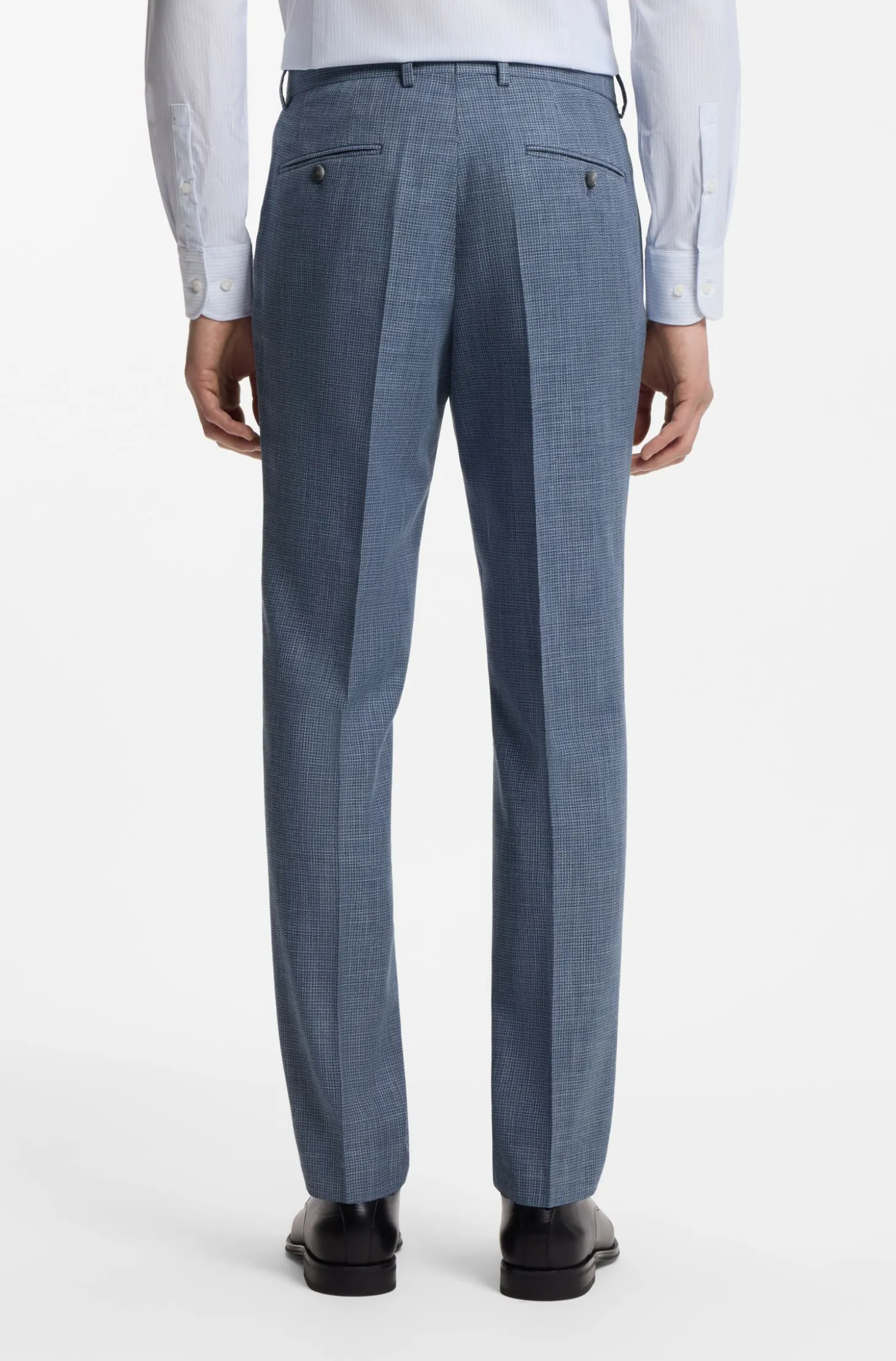 Two-piece slim-fit suit in cotton and virgin wool