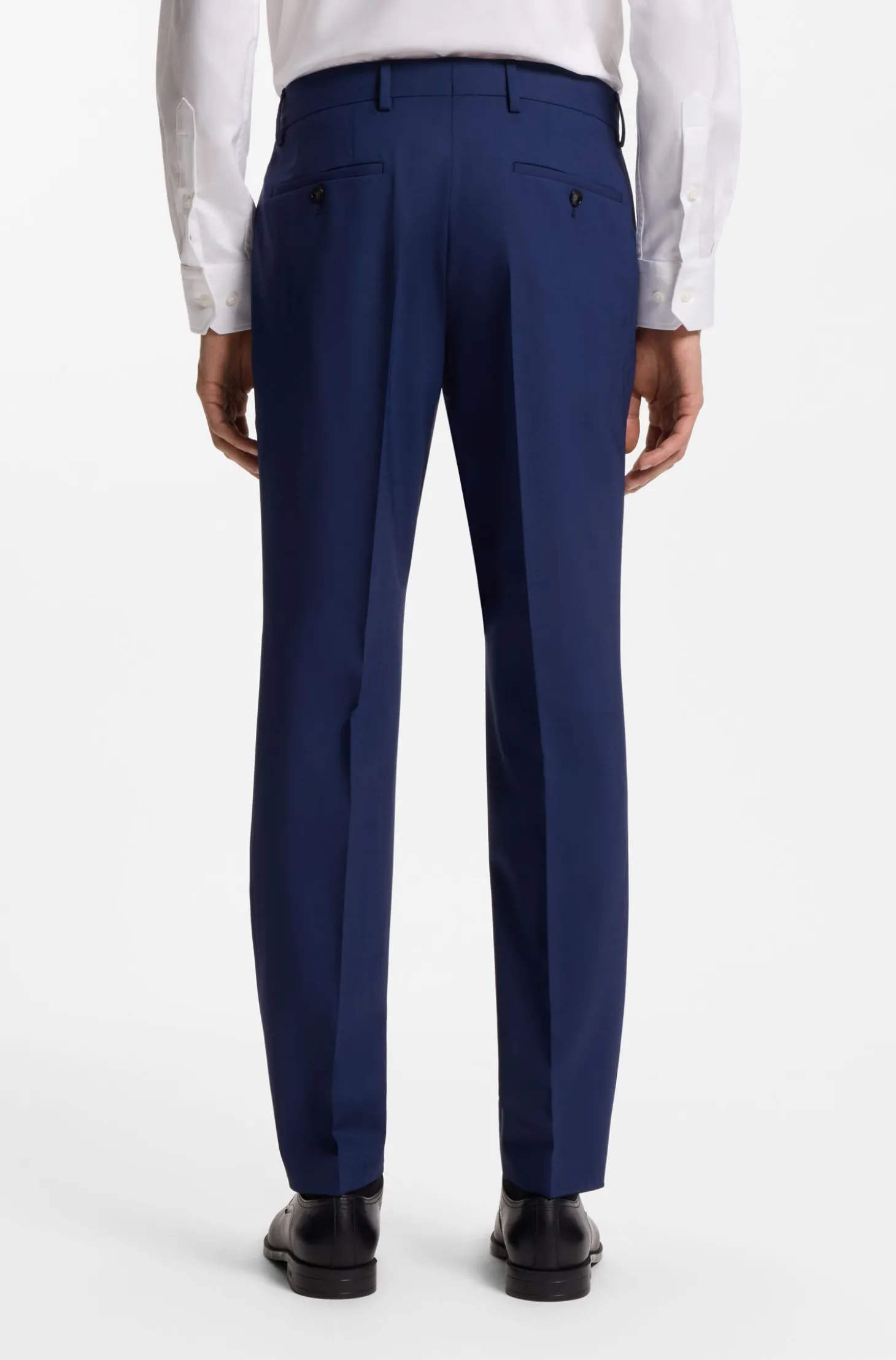Two-piece slim-fit suit in stretch wool