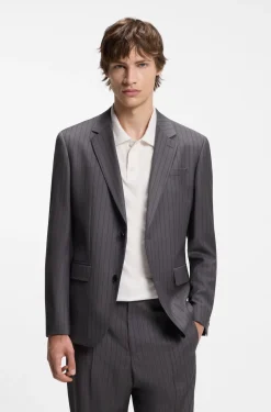 Two-piece slim-fit suit in virgin wool