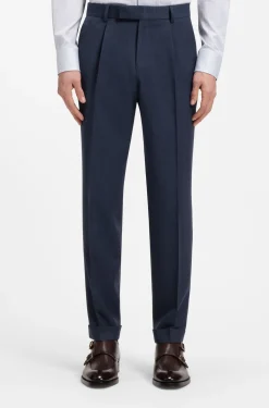 Two-piece slim-fit suit in wool and silk